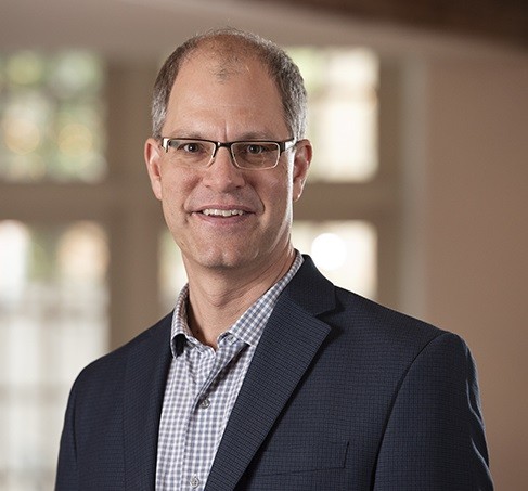 Steven O. Helgen's headshot