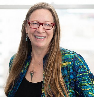 Laura Jones's headshot