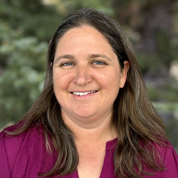 Kathy Uccello's headshot