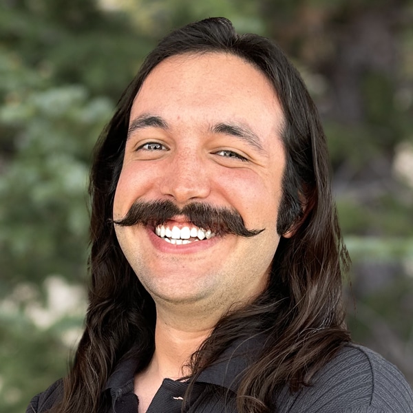 Alex Davani's headshot